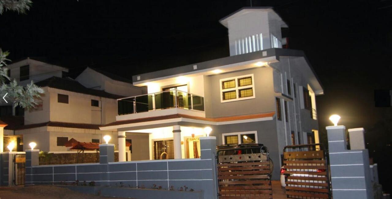 Inaya Bungalow Villa Panchgani Buitenkant foto