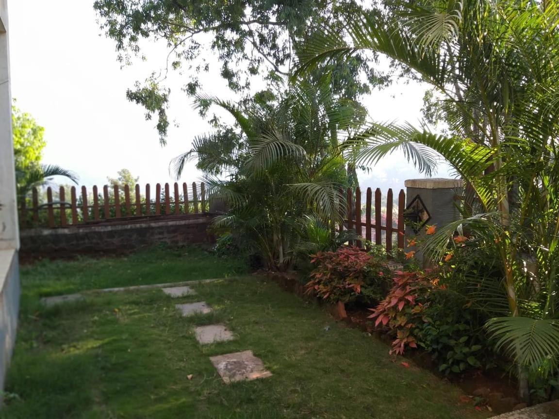 Inaya Bungalow Villa Panchgani Buitenkant foto